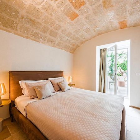 Helloapulia Charming Palazzo Clemente - Self-Catering Suites With Aircondition مونوبولي المظهر الخارجي الصورة