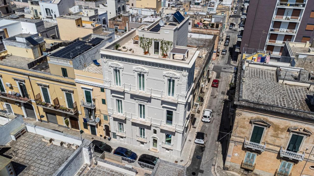 Helloapulia Charming Palazzo Clemente - Self-Catering Suites With Aircondition مونوبولي المظهر الخارجي الصورة