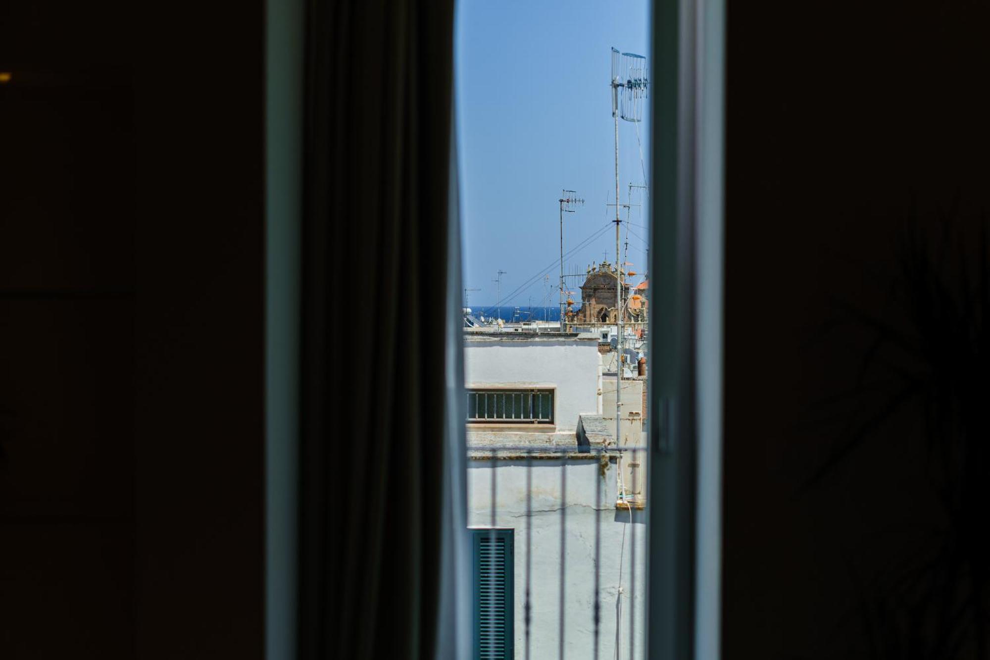 Helloapulia Charming Palazzo Clemente - Self-Catering Suites With Aircondition مونوبولي المظهر الخارجي الصورة